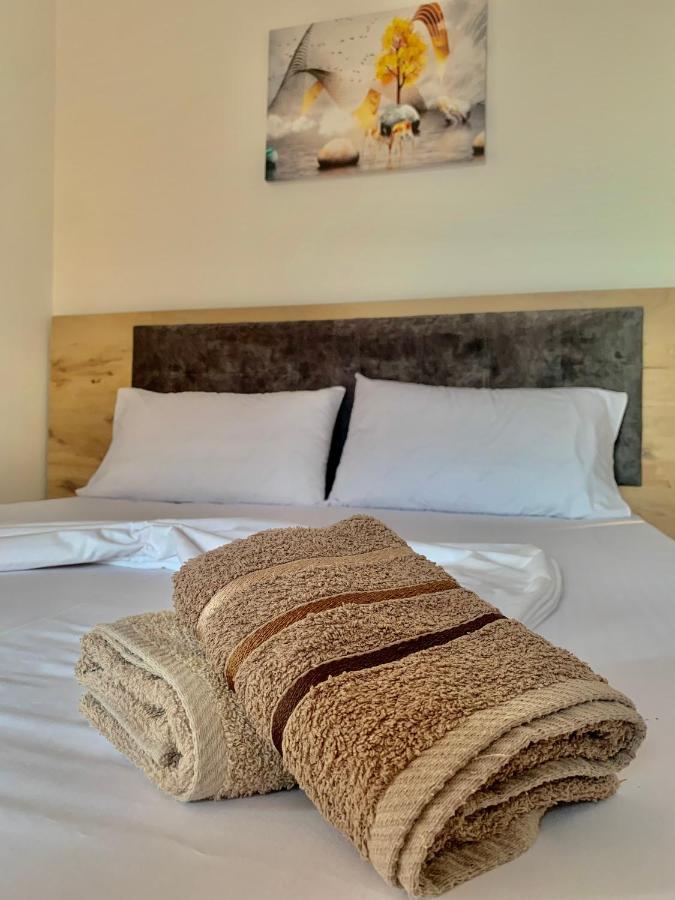 Natyra E Ishullit - Hotel, Ristorant, Camping - Lezhe, Shengjin, Ishull Shengjin Lezhe, Shengjin, Lezhe Ishull-Shëngjini Εξωτερικό φωτογραφία