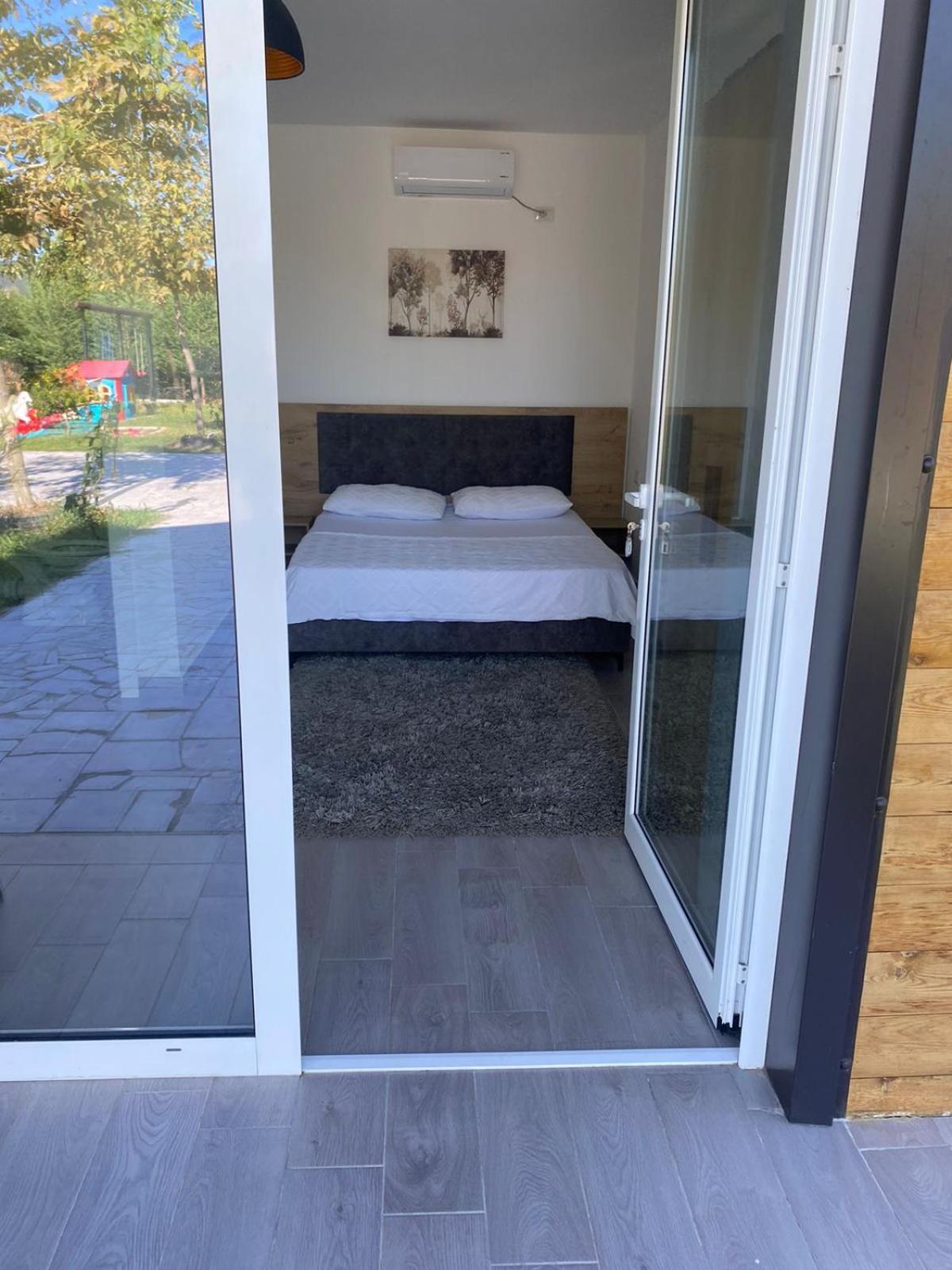 Natyra E Ishullit - Hotel, Ristorant, Camping - Lezhe, Shengjin, Ishull Shengjin Lezhe, Shengjin, Lezhe Ishull-Shëngjini Εξωτερικό φωτογραφία